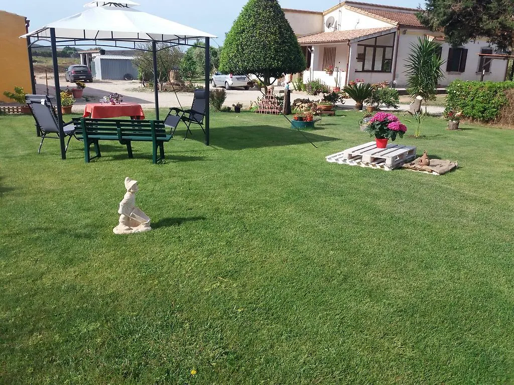Rita B&B Sea Sun And Nature Santa Maria la Palma Bed & Breakfast